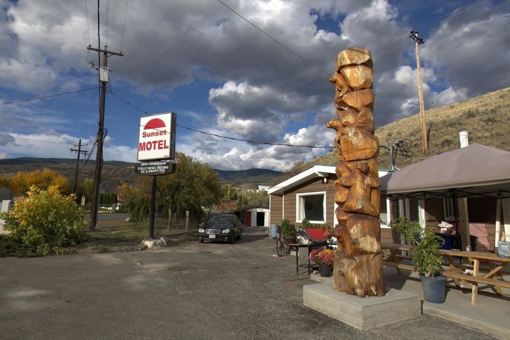 Sunset Motel Cache Creek Kültér fotó
